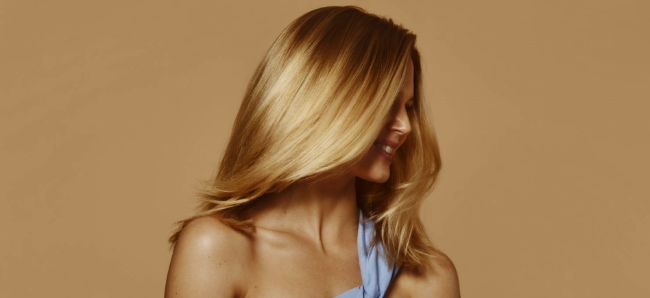 Tips and Tricks to Get Shiny Hair